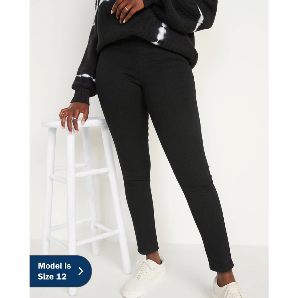 Old Navy Mid-Rise Super Skinny Rockstar Jeggings